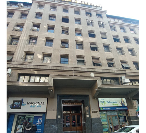 Oficina Paseo Matias Cousiño De 24 M2 Se Vende