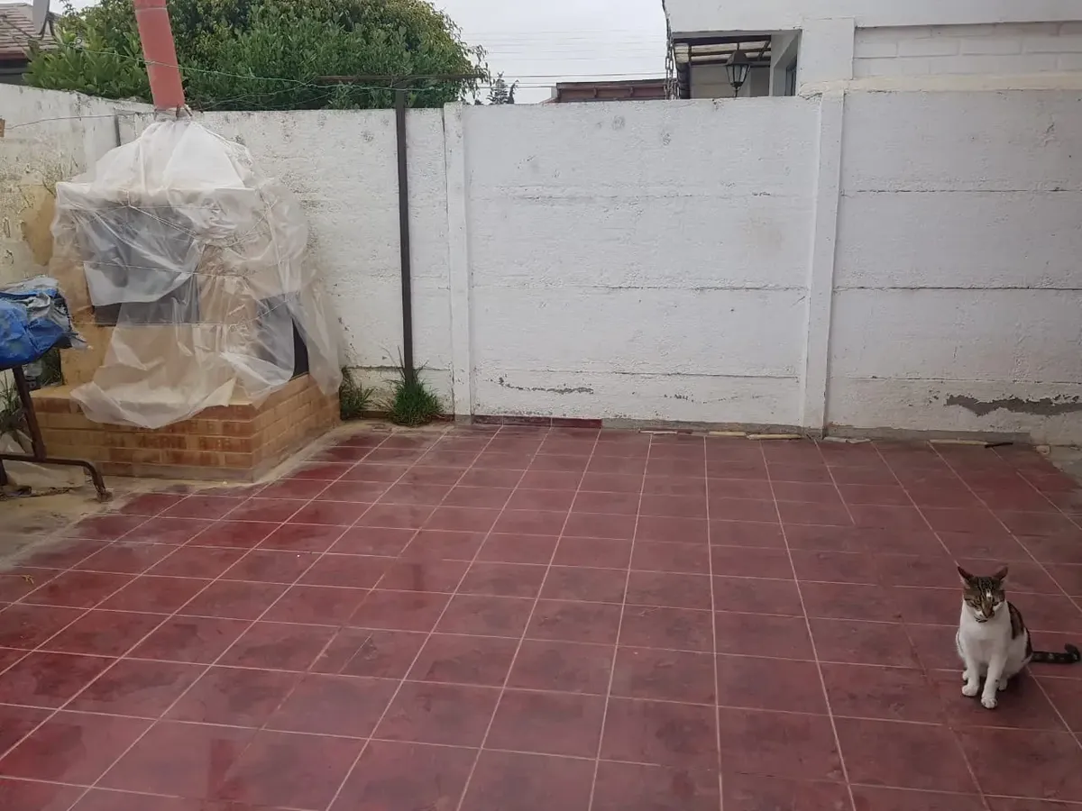 Imagen 2 de 17 de Casa A Una Cuadra De Avenida Principal Rodolfo Wagenknecht
