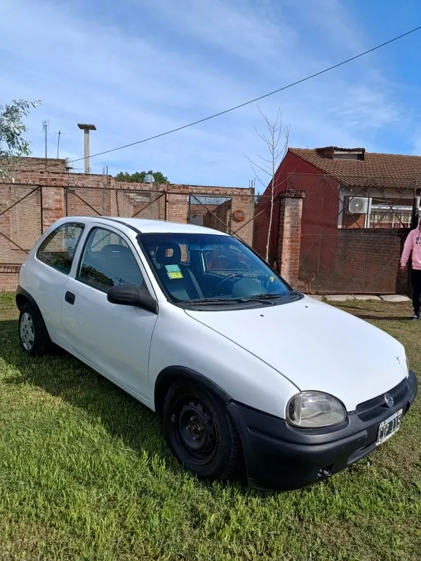 Chevrolet Corsa 1.6 Gl