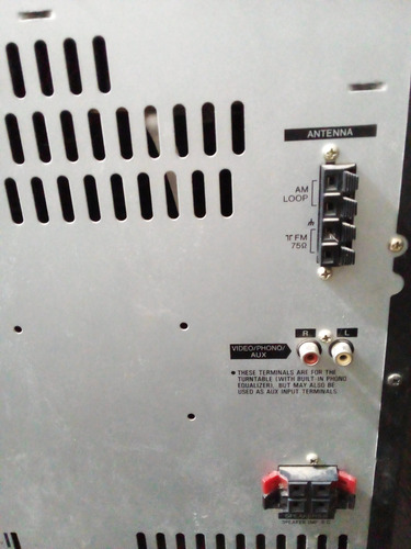 Minicomponente Aiwa Modelo Z650mkii Sin Parlantes Negro 65 W (Usado)