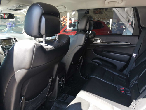Imagen 8 de 11 de Jeep Grand Cherokee Laredo V6 4x2 Aut Ac 2013