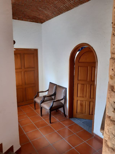 Casa En Privada En Obrera, Tepoztlán, Morelos - Crb-1083-cp