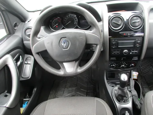 Renault Duster EXPRESSION 4X2 1600CC MT AA