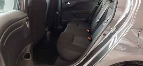 Imagen 13 de 14 de Citroën C-elysée Feel 1.6 Mecánico 2022