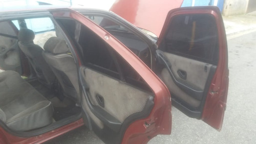 Peugeot / 405