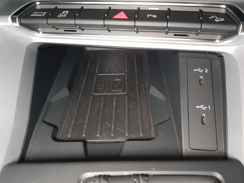 Imagem 8 de 20 de Audi Q3 1.4 Tfsi Black S Tronic 21/2022 Só 9.414 Kms