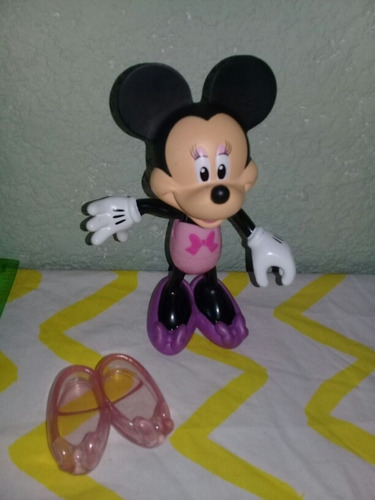 Minnie Mouse De Plastico Articulada Disney (Usado)