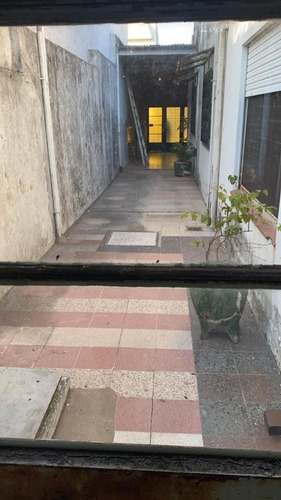 Imagen 9 de 10 de C/av Casa 1 Pl A Reciclar Sobre Lote De 8,66 X 35 Mts