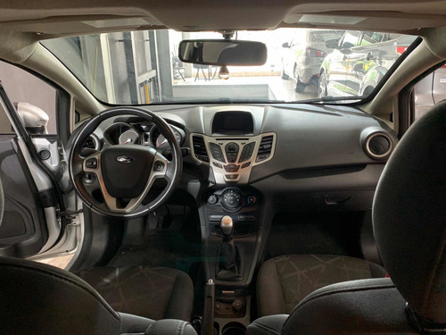 Ford Fiesta 2013 1.6 Hatchback