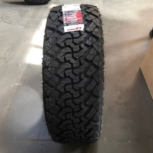 Pneu Venom Power Lt 285/65 R18 X/t 125/122r