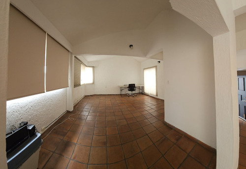Residencia 3 Rec + Estudio + Oficina Independiente. Bugambilias