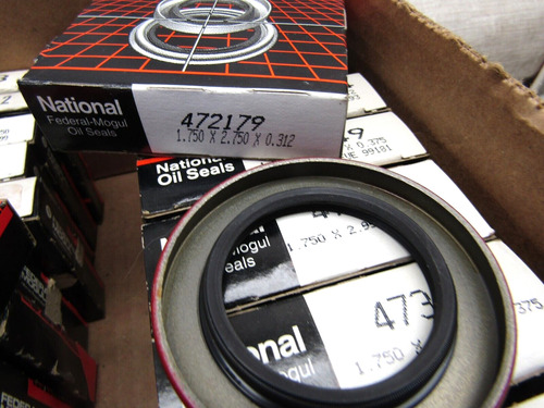 Federal Mogul National Oil Seal 474256 1.187 X 2.441 X Jje