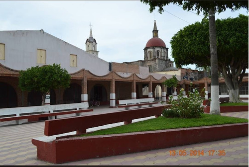 Casa En Venta En Atotonilco El Bajo, Villa Corona Jalisco.