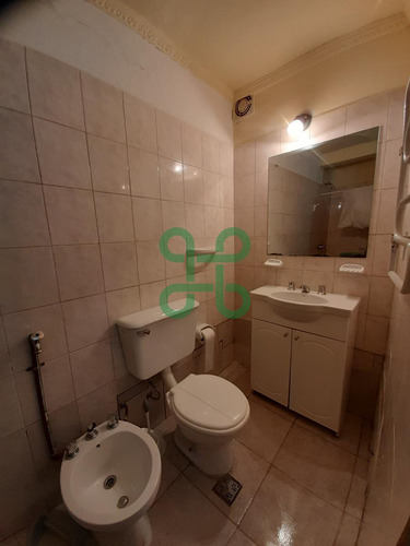 Venta Complejo De Departamentos + 2 Locales Comerciales, En Funcionamiento, Bariloche