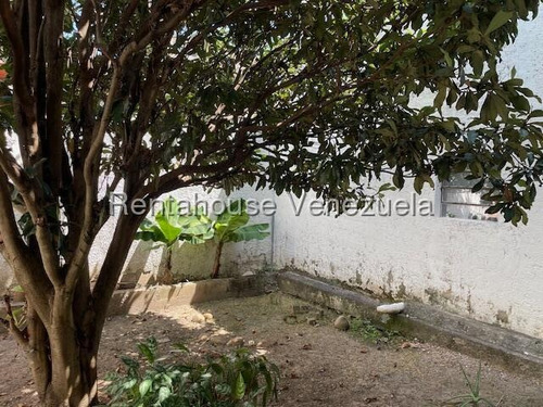 Casa En Venta,la Trinidad Mls #25-18359 Sc