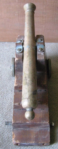 Imagen 5 de 5 de Cañon Antiguo De Bronce Ancho 18 Cms. Altura 8 Cms.