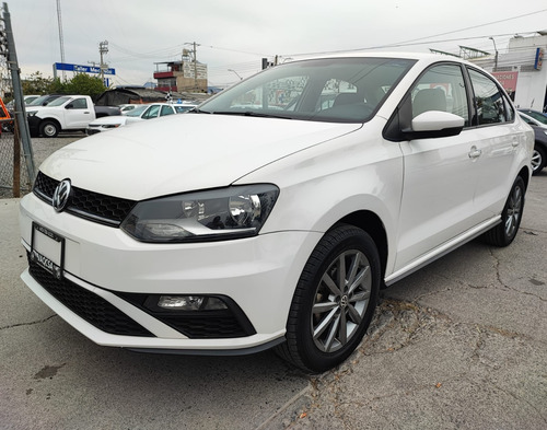Volkswagen Vento 2.0 Confortline Mt