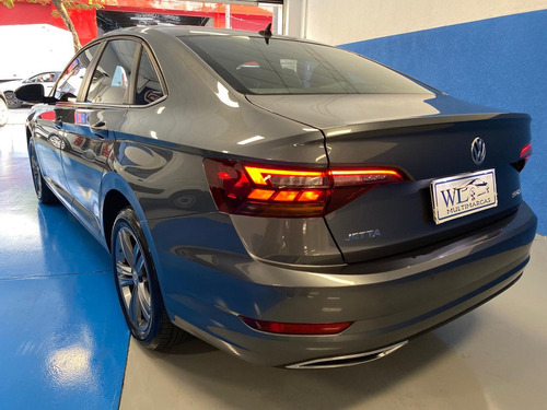 Volkswagen Jetta 1.4 R-line 250 Tsi Flex Aut. 4p