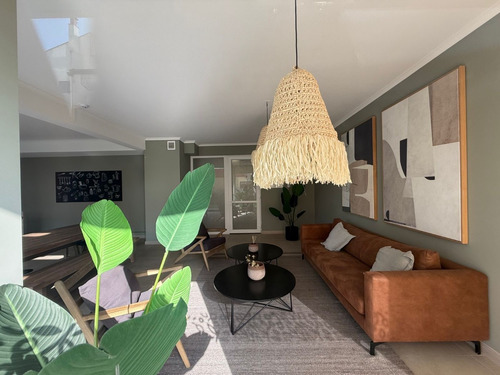 Nuevo Amoblado En Villa Alemana Moderno