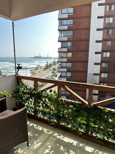 Amplio Departamento Condominio Cerrado, Excelente Ubicación