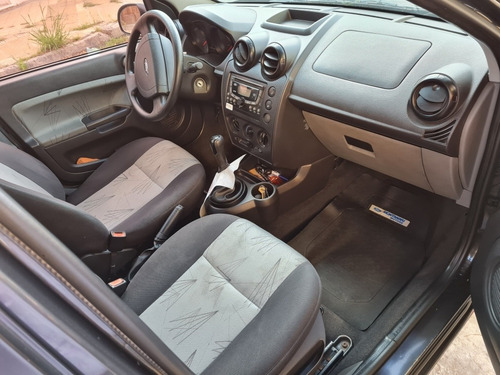 Ford Fiesta 1.6 Ambiente