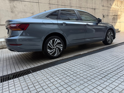Volkswagen Vento 1.4 Highline 150cv At