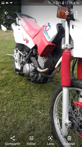 Imagen 4 de 11 de Yamaha Xt 600