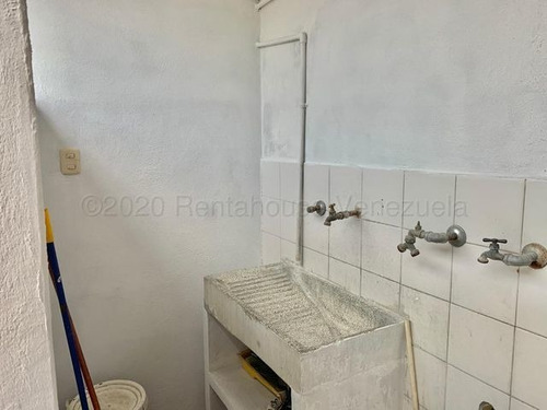 Imagen 10 de 30 de Casa En Alquiler Villa Roca #23-5515 Zegm 0414-7907176