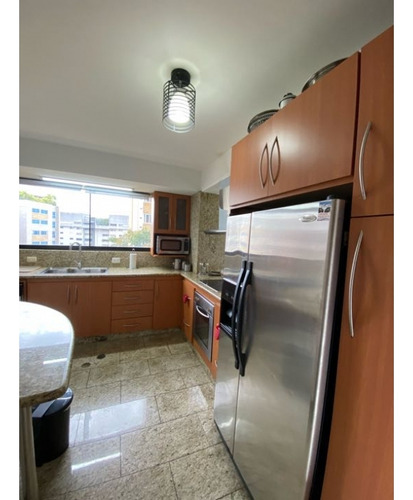 Se Alquila Apto 130m2 3h+s/3b+s/2p Las Mesetas