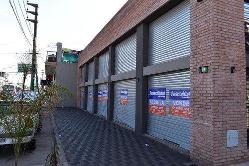 Imagen 2 de 8 de Local En Venta En José C Paz