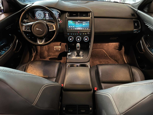 Imagem 9 de 15 de Jaguar E-pace 2018 2.0 R-dynamic Se Awd Aut. 5p