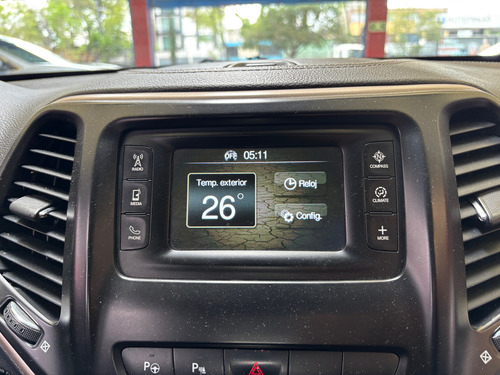 Jeep Cherokee Latitude 4x2 Queroseno Cherokee Latitude 4x 2