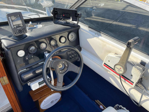 Bermuda Marama 81 Evinrude 235hp Restaurada !!
