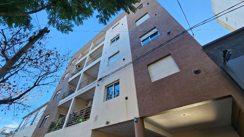 Departamento De 1 Dormitorio En Venta - Calle 58 E/18 Y 19 - La Plata