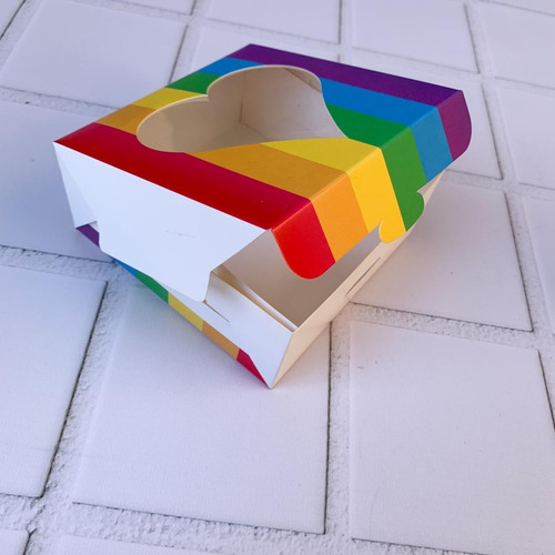 Caja C/visor Impresa-corazón-s.valentin-lgbt- (12*12*5) X 60