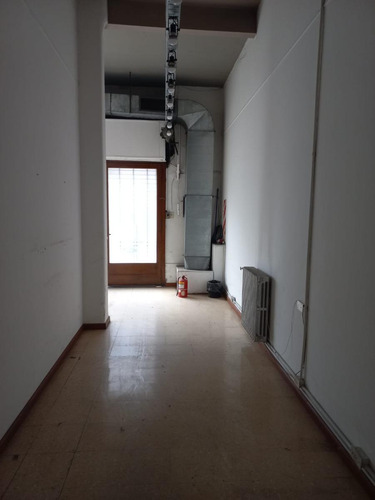 Local En Venta - 1 Depósito 3 Oficinas 2 Baños - 196mts2 - San Telmo