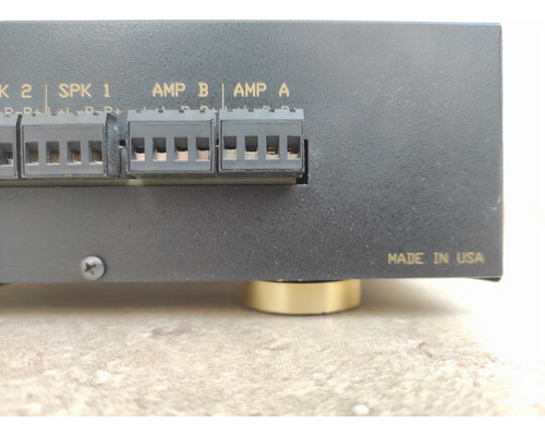 Selector De Bocinas Russound Pro-12 (Usado)