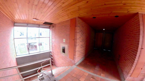 Apartamento En Portales Del Norte Mls 21-484 Lq