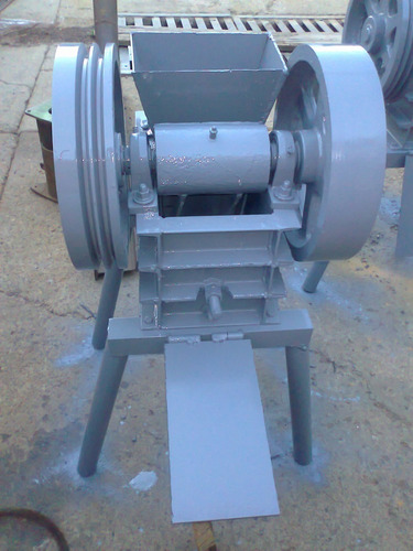 Imagen 5 de 9 de Quebradora De Quijadas 4x7 Con Motor 3hp Trifasico!!!!