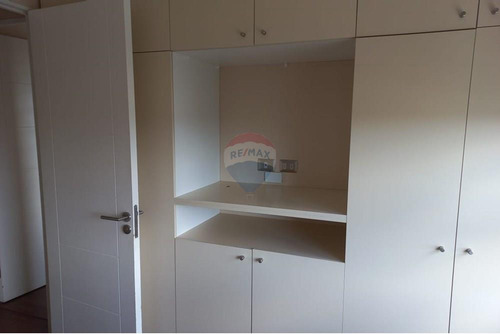 Oportunidad En Condominio Los Conquistadores