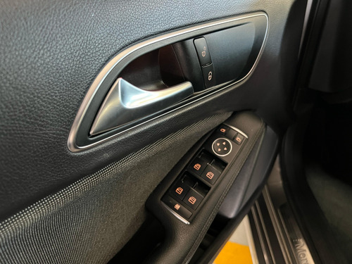 Mercedes-Benz A200TURBO A200
