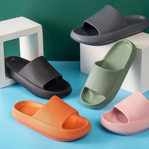 Imagem 3 de 10 de Chinelo Hut - Nuvem Ortopédico - Cabana Hut - Fly Feet Crocs