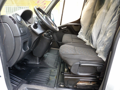 Imagem 8 de 10 de Renault Master 2014 Com Baú