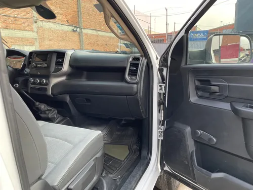 Ram 4000 Chasis