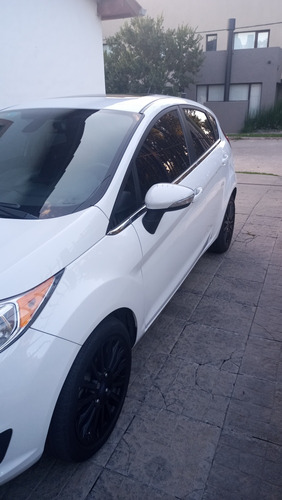 Ford Fiesta Kinetic 1.6 Se Plus Powershift 120cv