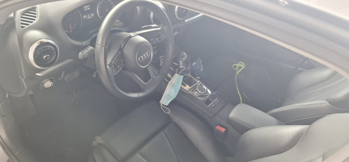 Audi A3 2.0 - 220cv Único Dono