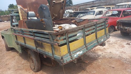 Rural Willys 68 F75 Pick Up 4cc Motor