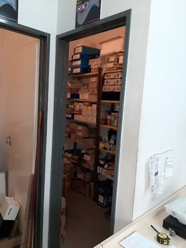 Imagen 11 de 14 de Oficinas Comerciales En Venta - Moron Centro