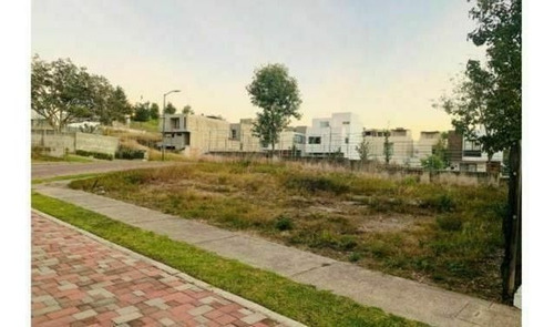 Excelente Terreno En Bosques Vallarta En Esquina Super Ubica