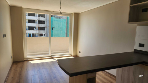 Arriendo Depto Nuevo 1d1b Circunvalación Vald (83160)